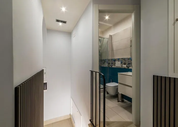 Guesthost - Scala Santa Apartment