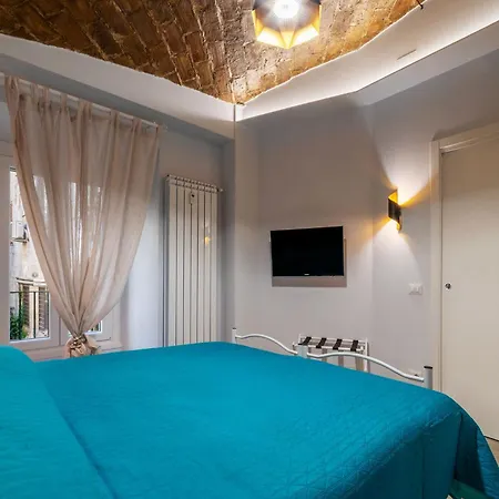 Guesthost - Scala Santa Apartman